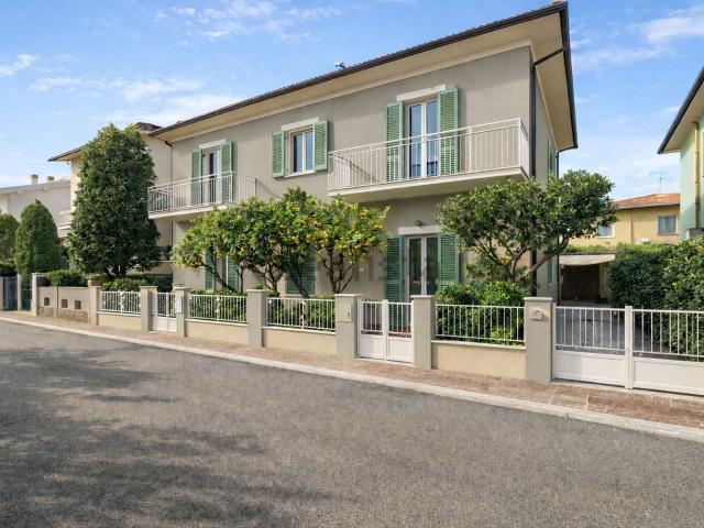 Appartamento in vendita a Rosignano Marittimo, Toscana