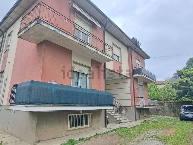Appartamento in vendita a Comunità Montana del Piambello, Cantello