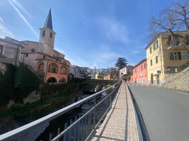 Appartamento in vendita a Borgomaro, Liguria