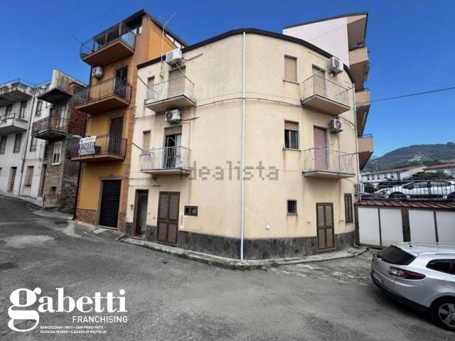 Appartamento in vendita a Minà, Sant'Agata di Militello