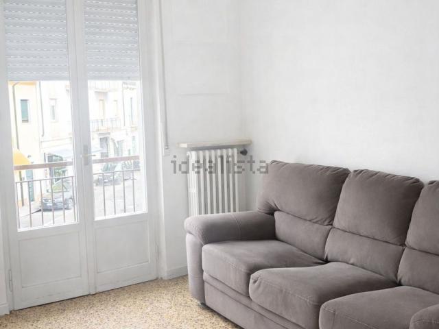 Appartamento in vendita a Sud-Est, Brenzone