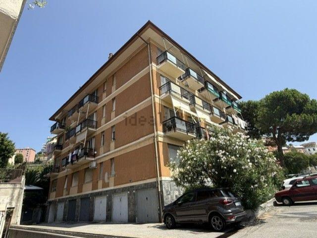 Appartamento in vendita a Ponente, Serra Riccò