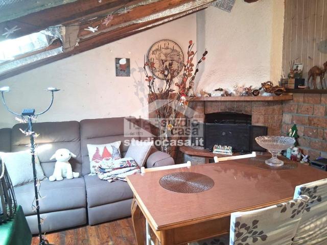 Appartamento in vendita a Comunità Montana della Valle Brembana, Serina