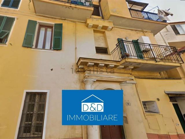 Appartamento in vendita a Imperia, Liguria