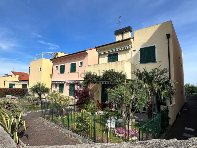 Appartamento in vendita a Borgo Castello, Loano