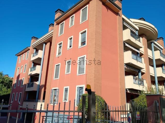 Appartamento in vendita a Corbetta, Lombardia