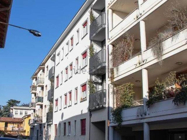 Appartamento in vendita a Oltresempione, Legnano