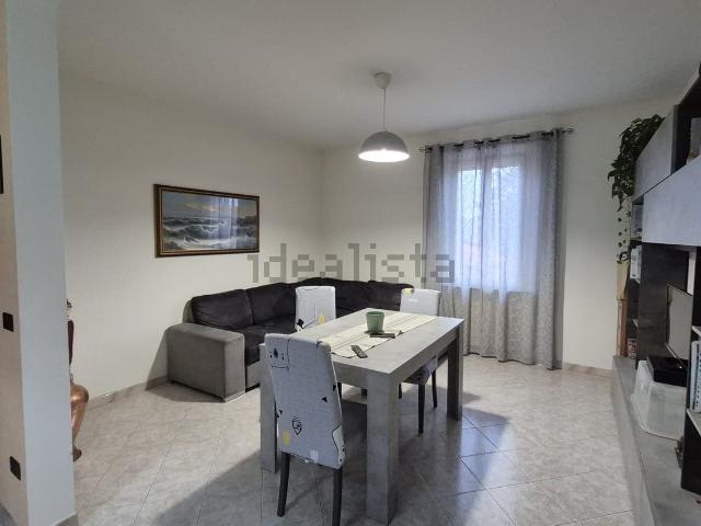 Appartamento in vendita a Re, Reggio Emilia