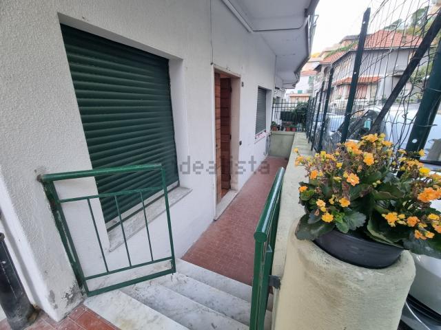 Appartamento in vendita a Media Val Bisagno, Serra Riccò