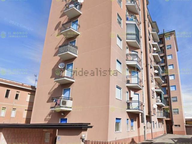 Appartamento in vendita a Melegnano, Milano