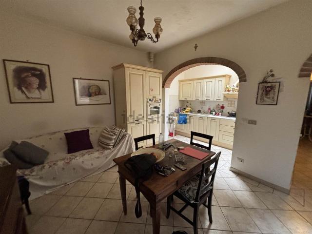 Appartamento in vendita a Piandrati, Dicomano