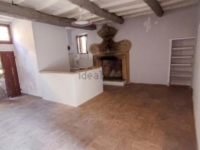 Appartamento in vendita a Farnese, Viterbo