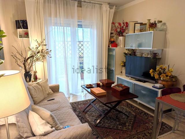 Appartamento in vendita a Vittoria Apuana, Forte Dei Marmi