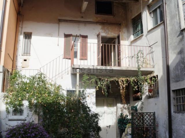 Appartamento in vendita a Cheglio, Taino