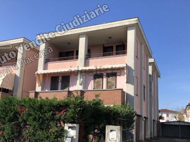 Appartamento in vendita a Busseto, Reggio Emilia