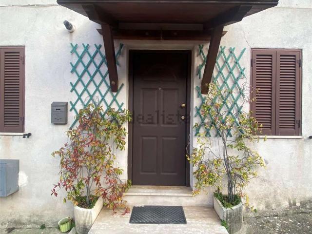 Appartamento in vendita a Colle, Atina