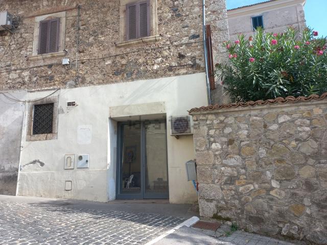 Appartamento in vendita a Giuliano Di Roma, Lazio