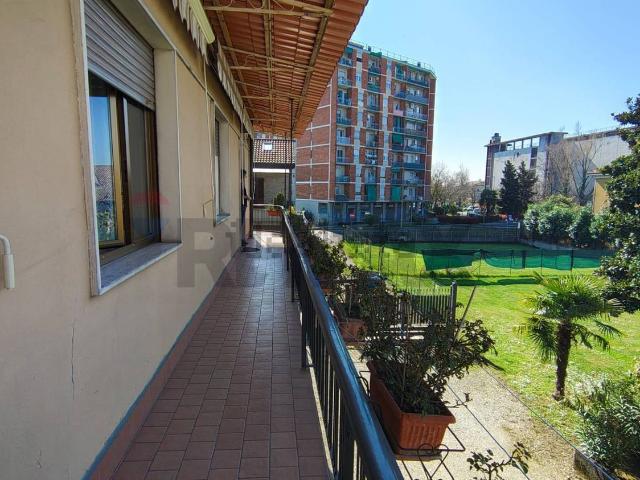 Appartamento in vendita a Sacro Cuore-Stazione, Desio