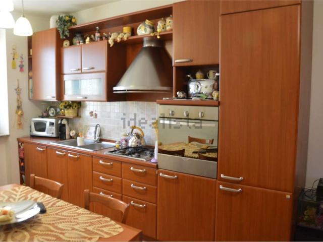 Appartamento in vendita a Fenegrò, Como