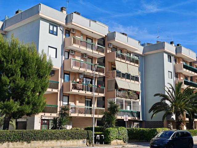 Appartamento in vendita a Puglia, Bari
