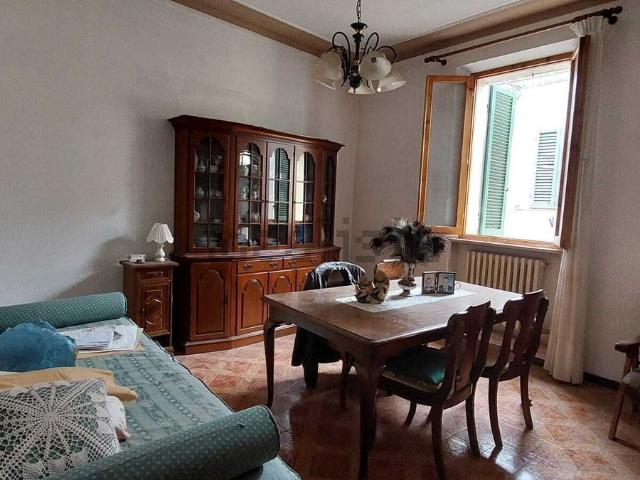 Appartamento in vendita a Asciano, Toscana
