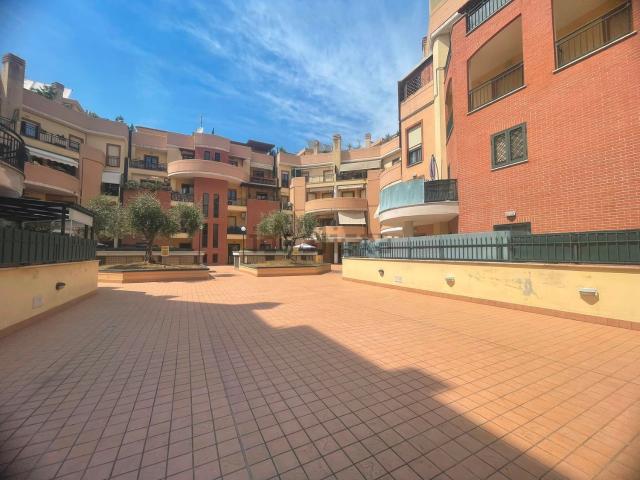 Appartamento in vendita a Guidonia Montecelio, Roma Capitale
