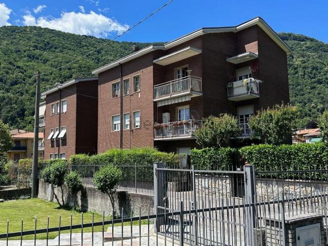 Appartamento in vendita a Valbrona, Lombardia