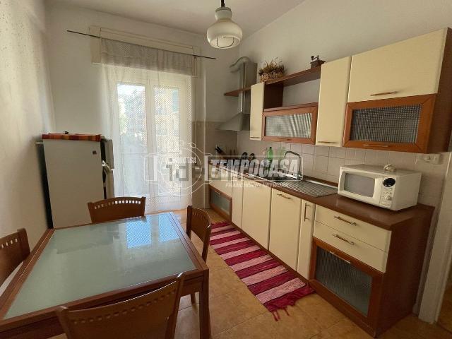 Appartamento in vendita a Centro Ovest, Serra Riccò