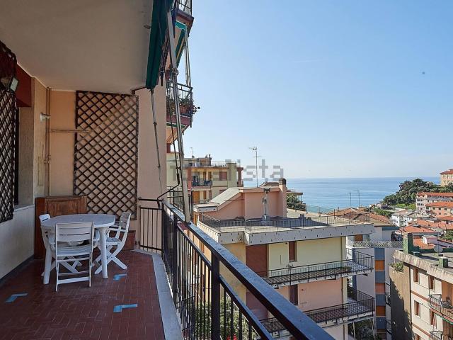 Appartamento in vendita a Piani di Celle, Celle Ligure