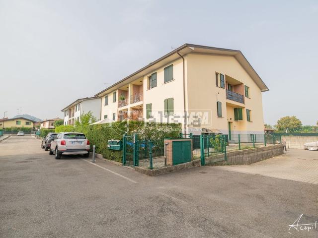 Appartamento in vendita a Quattro Castella