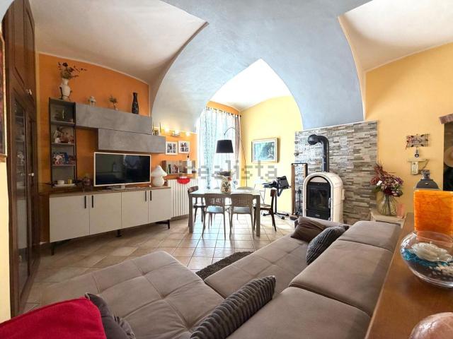 Appartamento in vendita a Prato, Piemonte