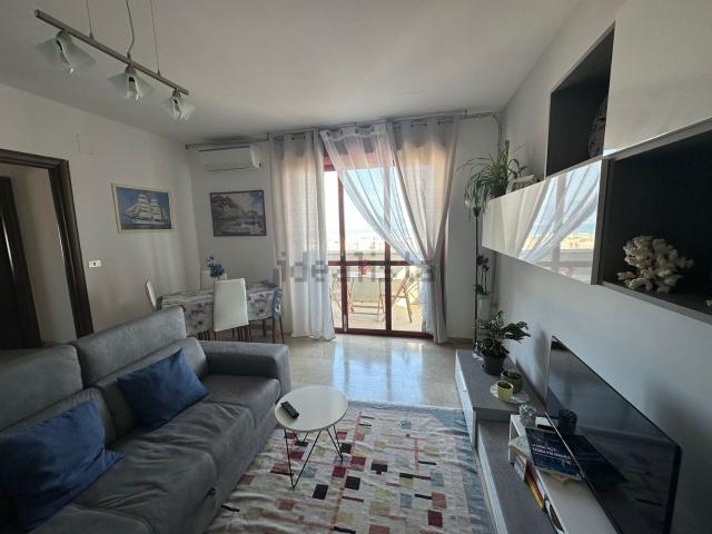 Appartamento in vendita a Calabria, Reggio Calabria