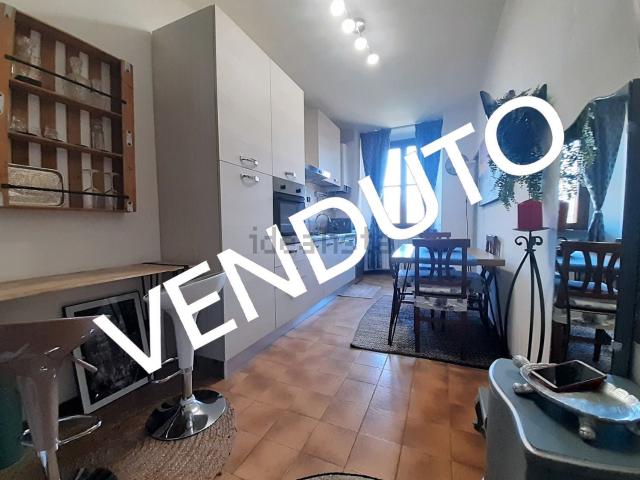 Appartamento in vendita a Malnate, Lombardia