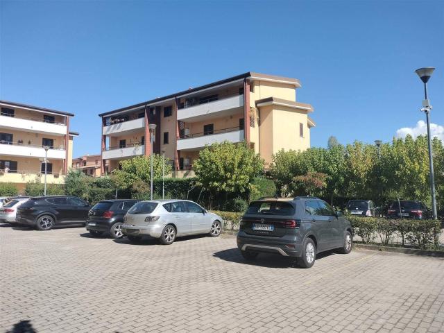 Appartamento in vendita a Roges, Rende