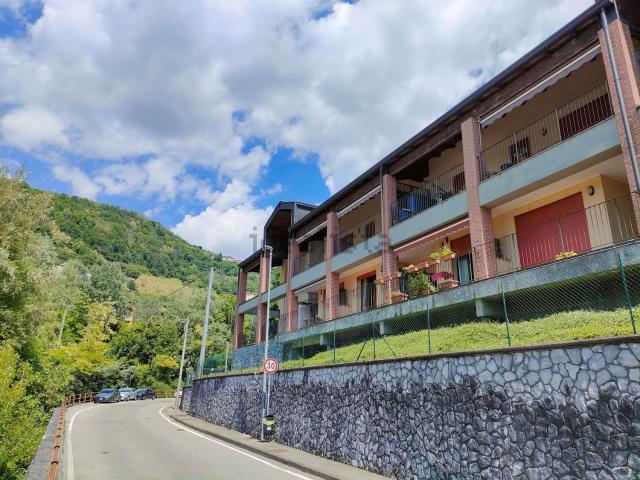 Attico in vendita a Como, Camnago Volta