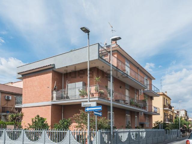 Appartamento in vendita a Cava dei Selci, Roma Capitale