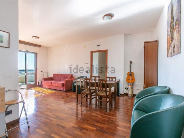 Appartamento in vendita a Pleiadi, Roma Capitale