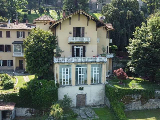 Attico in vendita a Riva di Molina, Faggeto Lario