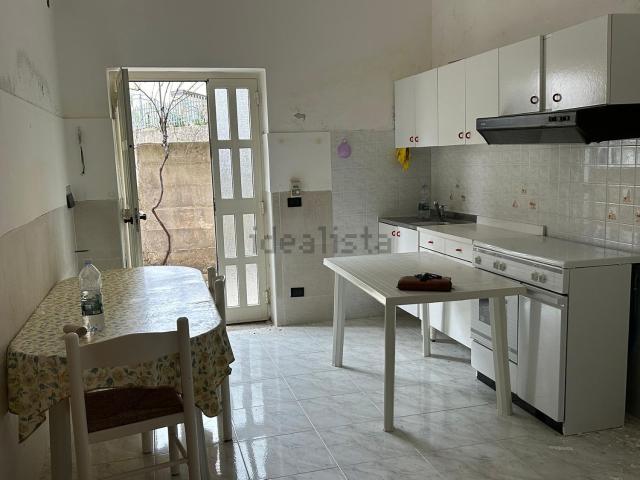 Appartamento in vendita a Calabria, Reggio Calabria