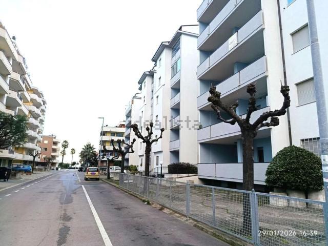 Appartamento in vendita a Alba Adriatica, Teramo