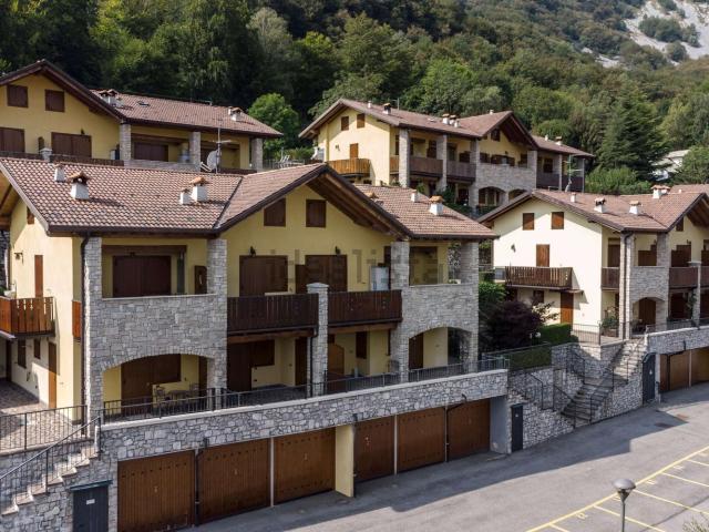 Appartamento in vendita a Portola, Roncola