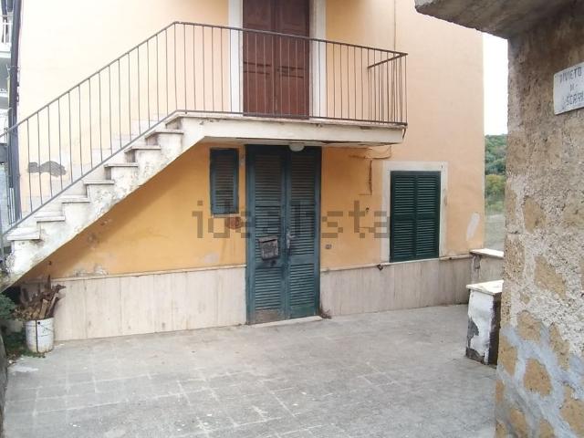 Appartamento in vendita a Arlena Di Castro, Lazio