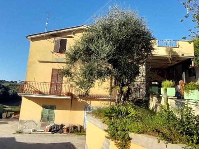Appartamento in vendita a Nazzano, Roma Capitale