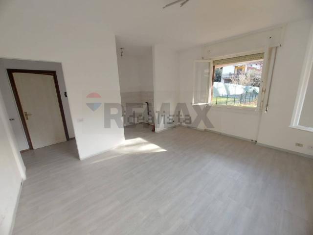 Appartamento in vendita a Poma, Castello Cabiaglio