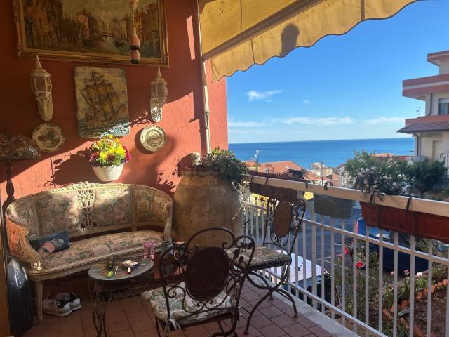 Appartamento in vendita a Pietra Ligure, Liguria