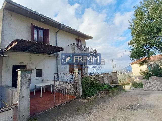 Appartamento in vendita a Serrone, Lazio