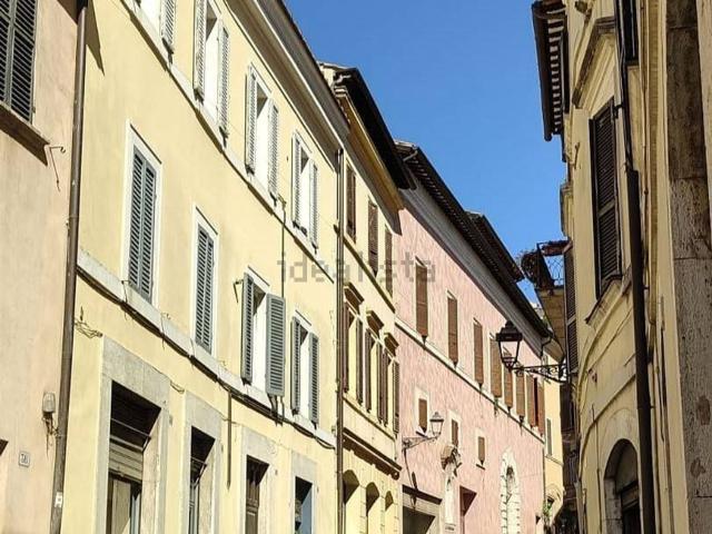 Appartamento in vendita a Amelia, Umbria