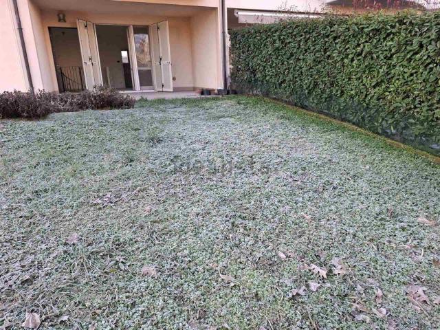 Appartamento in vendita a Podenzano, Reggio Emilia