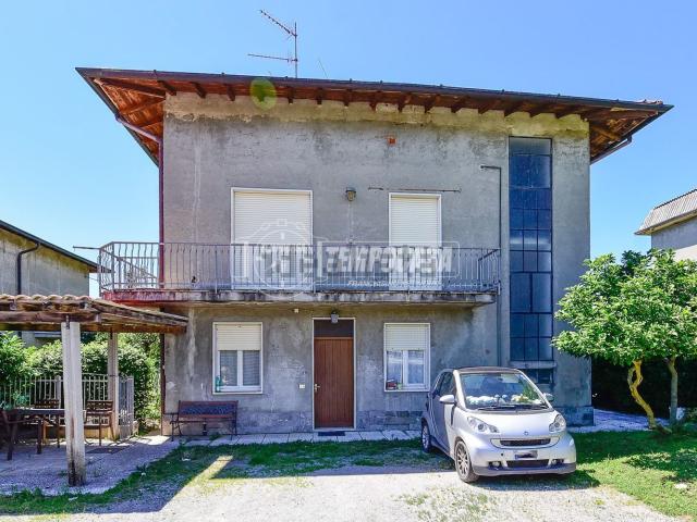 Appartamento in vendita a Montorfano, Lombardia