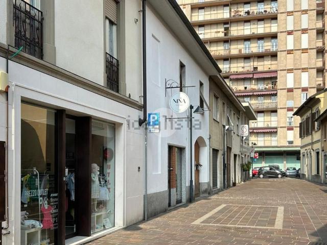 Appartamento in vendita a San Rocco, Seregno